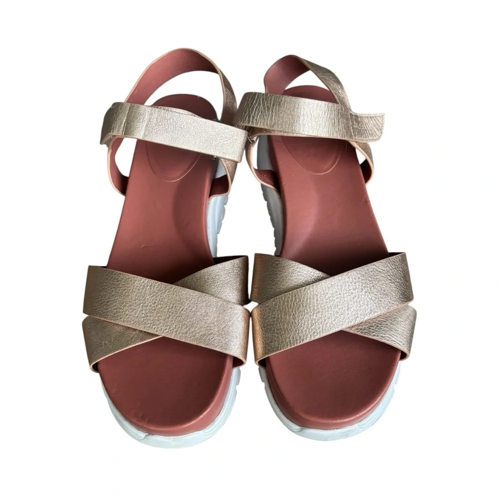 COLE HAAN ZEROGRAND PLATFORM CRISSCROSS SANDALS 9.5